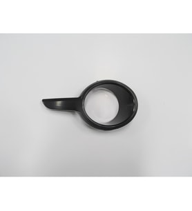 PEUGEOT 208- 12/15; SİS LAMBA ÇERÇEVESİ SAĞ SİS DELİKLİ SİYAH 1611653680 1522-2063B