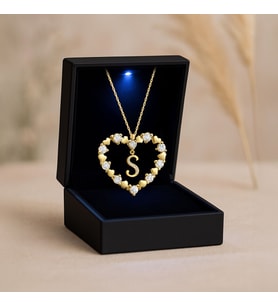 Işıklı Kutuda Kalbimin Aynası Harfli Altın Kaplama Gümüş Kolye (Gold)
