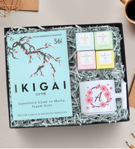 Ikigai Kitabı & Çay & T Kupa
