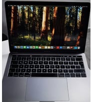 Apple Macbook Pro A1989 İntel i5-8259U 8 Ram 256 SSD TOUCHBAR ARIZALI Notebook - Outlet