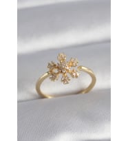 Pirinç Gold Renk Zirkon Taşlı Kar Tanesi Model Kadın Yüzük - TJ-BYK3033