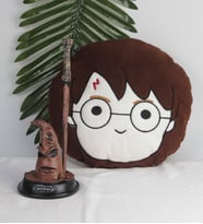 Harry Potter Şapka Masa Standlı Ve Harry Potter Yastık Set