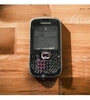 Samsung B7330 Kasa Samsung Galaxy B7330 Uyumlu Siyah Renk Orta Kasa Ön Arka Kapak Tuş Takımı