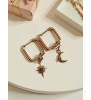 Zirkon Taşlı Kutup Yıldızı ve Ay Charmlı Kare Çelik Küpe (Gold)