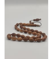 USTA İŞCİLİKLİ KUKA TESBİH 8 * 11 MM ARPA KESİM TAKIMLI SİSTEMLİ PÜSKÜL (B.Kahverengi)