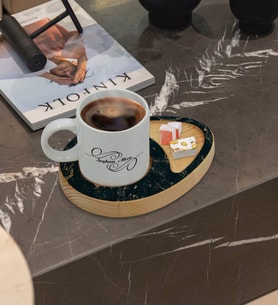 BK Gift Kişiye Özel Mermer Tasarımlı Doğal Ahşap Tabaklı Türk Kahvesi Fincanı Sunum Seti Model 12