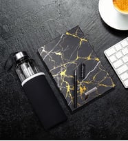 Kişiye Özel Siyah Mat Roller Kalem & Siyah Mermer Desenli Defter & Özel Kılıflı 500Ml Cam Matara Hediye Seti