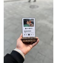 Masa Üstü Resimli Spotify Plaka Tasarım - Özel Ahşap Ayaklı Harika Ürün