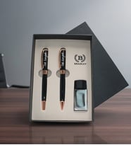 Kişiye Özel Bradley Rose Detaylı İkili Dolma Kalem ve Tükenmez Kalem Seti – Mürekkep Şişeli, Kutulu Premium Hediye