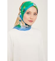Armine Mavi Batik Çiçek Desenli Tivil İpek Eşarp 9103 - 83