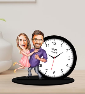 Kişiye Özel Karikatürlü Çift Ahşap Biblo Masa Saati