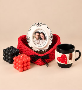Ng Gifts Kişiye Özel Fotoğraflı Çerçeveli El Emeği Örgü Sepette Sevgili Hediye Seti