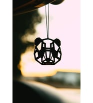 Metal Panda Dikiz Aynası Süsü, Şık ve Sevimli Oto Aksesuarı