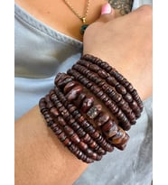 BAMBU BONCUKLU RENKLİ ETNİK OTANTİK DOLAMA KADIN BİLEKLİK (Kahverengi)