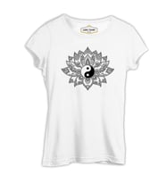 Zambak Yin Yang Beyaz Kadın Tshirt