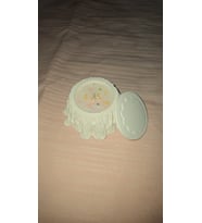 Kapaklı Kabartma Desenli Dekoratif Kokulu Soya Mum