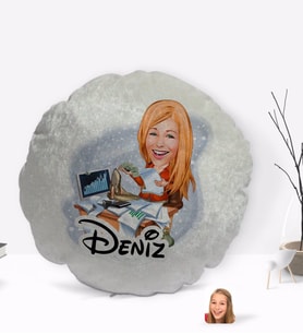 BK Gift Kişiye Özel İsimli Kadın Bankacı Karikatürlü Yuvarlak Dekoratif Kırlent Yastık-1