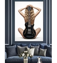 Gitar Tutan Kadın Sırtı Dekoratif Kanvas - Mdf Ahşap Tablo