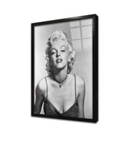 Siyah Beyaz Marilyn Monroe Çerçeveli Cam Tablo