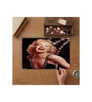 Marilyn Monroe Tasarımı 240 parça Ahşap Puzzle Ahşap Kutuda MP00977