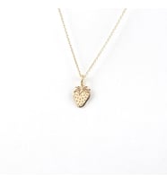 Kişiye Özel 925 Ayar Gümüş Minimal Çilek Figürlü Kolye (Gold)
