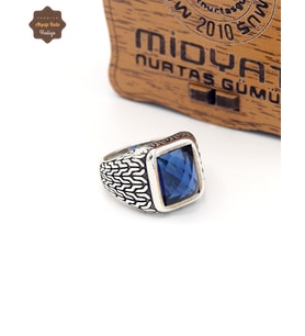 Safir Taşlı Dikdörtgen Model 925 Ayar Gümüş Çocuk Yüzüğü 201025320