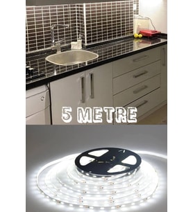 Mutfak Dolabı Tezgah Üstü Için 5 Metre Beyaz Şerit Led Işık Adaptörlü Aç Kapa Anahtarlı Tak Çalıştır