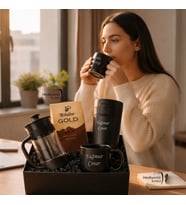 Kişiye Özel Lüks Hediye Seti, Çelik Termos Bardak, Seramik Kupa, Cam French Press, Tchibo Filtre Kahve