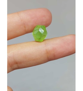 Peridot (Zebercet) Taşı Otantik Doğal Kesim (Ortalama 9 karat) (55600)