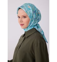 Çiçek Desen İpek Twill Eşarp  - 2026 İlkbahar-Yaz (T)  4319 (Mor-Yeşil)