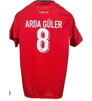 Türkiye Euro 2025  ARDA GÜLER  8 Numara YETİŞKİN  yeni sezon TARAFTAR  Forması KIRMIZI 8 ARDA KIRMIZI