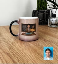 Kişiye Özel Karikatürlü Erkek Öğretmen Kupa Bardak Öğretmenler Günü Hediyesi