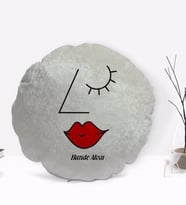 BK Gift Kişiye Özel İsimli Picasso Kadın Figürlü Yuvarlak Dekoratif Kırlent Yastık-1