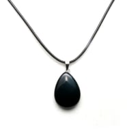 Blora Oval Siyah Kolye