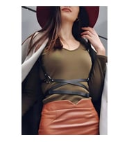 Beli Uzun Sarmalı Şık Harness (Kırmızı)