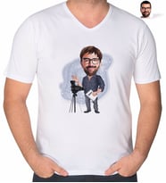 BK Gift Kişiye Özel Erkek Yönetmen Karikatürlü V Yaka Tişört-1 (Beyaz)