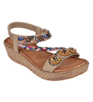 Guja Taşlı Dolgu Taban Kadın Sandalet GJ-153-2 BEJ