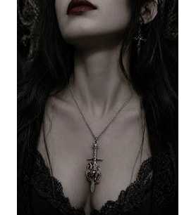Gotik Kuru Kafa Kılıç ve Anatomik Kalp Figürlü Kolye Unisex Gümüş Renk