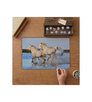 Koşan Beyaz Atlar - Deniz Tasarımı 240 parça Ahşap Puzzle Ahşap Kutuda MP08681