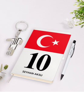 BK Gift Kişiye Özel Siyah-Beyaz Tasarımlı İsimli Defter kalem ve Formalı Metal Anahtarlık Model 2