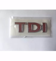 VOLKSWAGEN TDİ BAGAJ YAZISI KOMPLE KIRMIZI 1J0853675AC