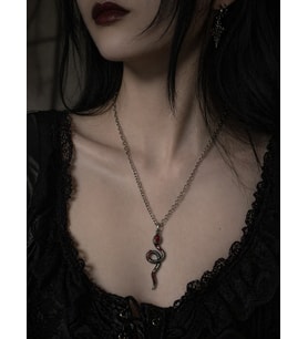 Gotik Yılan Figürlü Kırmızı Detaylı Metal Kolye Unisex 60 cm Zincir