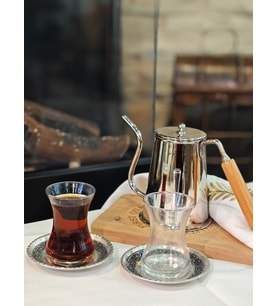 BAKIR ÇAY TABAĞI OYMA NAKIŞLI MODEL GÜMÜŞ RENK