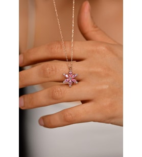 Pembe Zirkon Taşlı Rose Lotus Çiçeği Gümüş Kolye