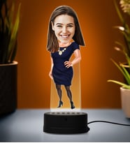 Doğum Günü Hediyesi,Sevgiliye Hediye, Kişiye Özel Fotoğraflı Kadın Müdür Karikatür 3D Led Lamba (Beyaz)