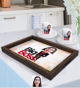 BK Gift Kişiye Özel Kadın Big Boss Karikatürlü Doğal Ahşap Tepsi ve 2’li Kahve Fincan Seti-2