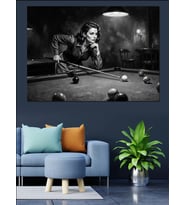 Siyah Beyaz Bilardo Oynayan Kadın Dekoratif Kanvas - Mdf Ahşap Tablo