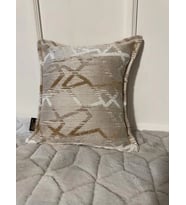 NİVEMESHOME KIRLENT KILIFI 45X45 MATEO 63-01 KREM-KAHVE