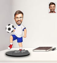 Kişiye Özel Futbolcu Karikatürlü İki Katmanlı Ahşap Biblo Model-2