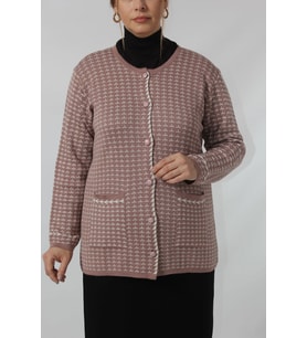 Y0667 KADIN PUDRA-BEYAZ KARELİ DESENLİ DÜĞMELİ CEPLİ MEVSİMLİK ANNE HIRKASI (Beyaz - Açık Pembe)